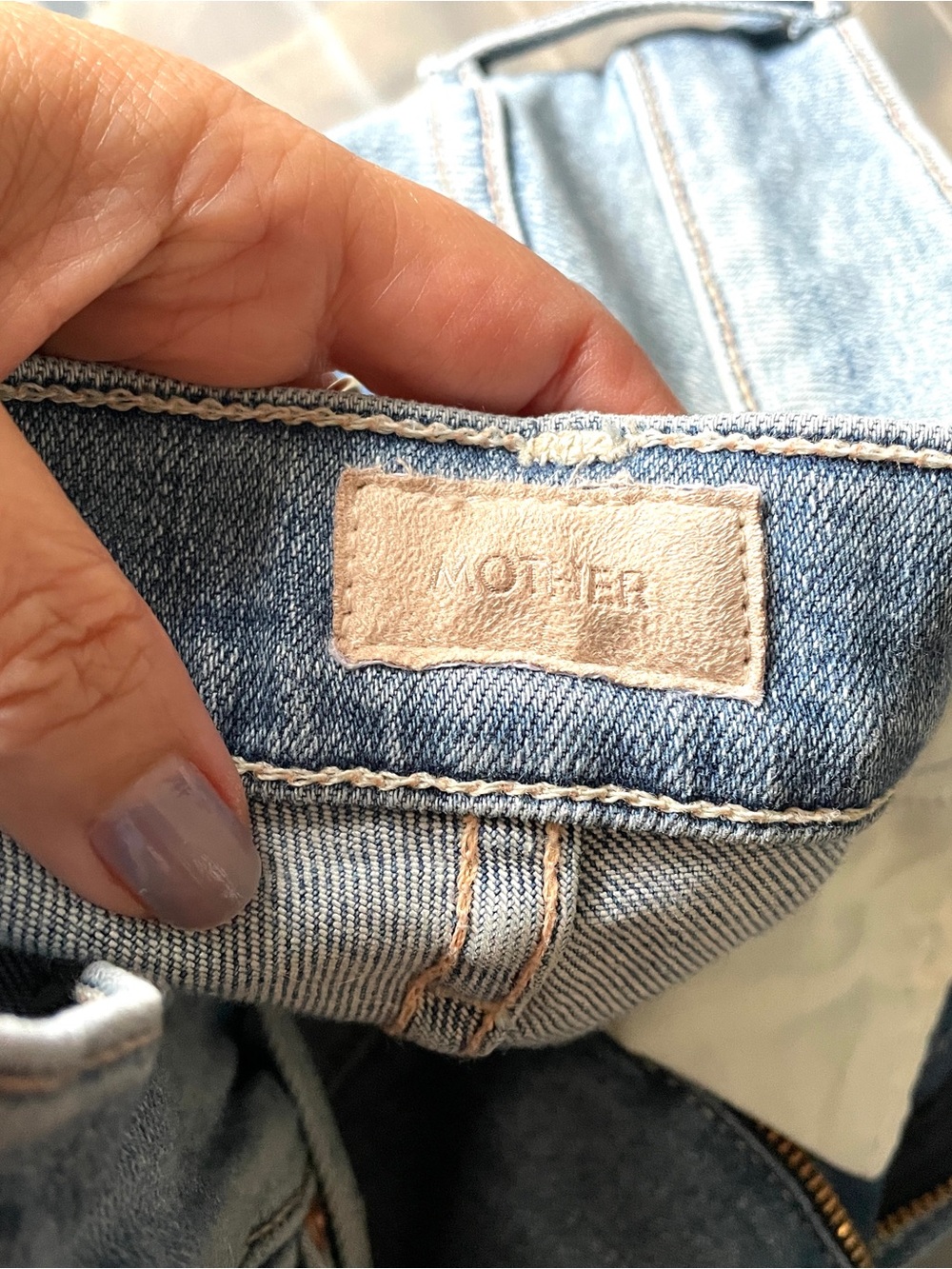 MOTHER The Rascal Ankle Snippet Mid Rise Straight Leg Jeans - 30" - Picture 7 of 16